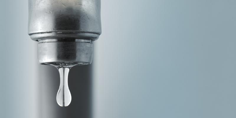 4 Problems Caused by a Dripping Faucet 